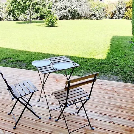 Avec Terrasse Et Jardin Au Calme Proche Bus Metro *