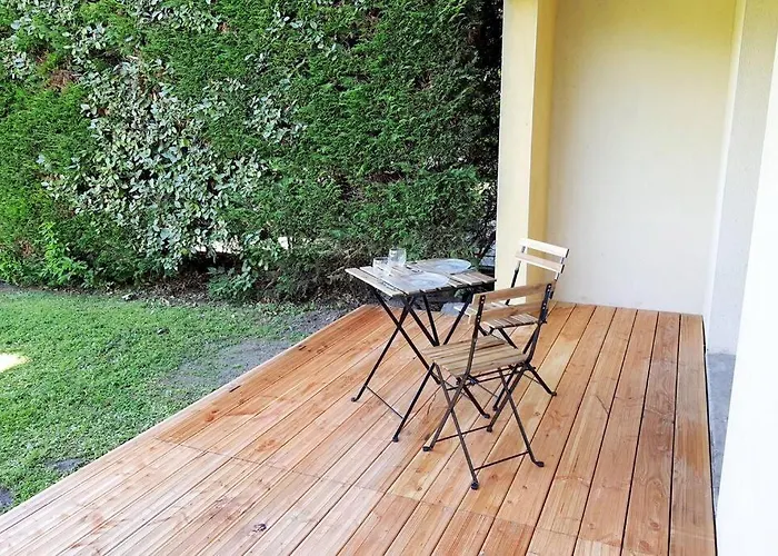 Avec Terrasse Et Jardin Au Calme Proche Bus Metro *