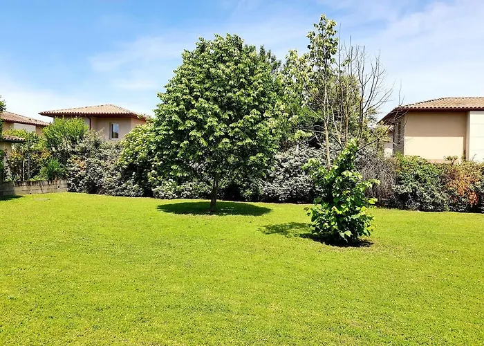 Apartment Avec Terrasse Et Jardin Au Calme Proche Bus Metro