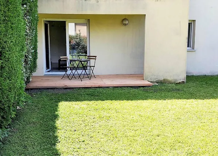 Διαμέρισμα Avec Terrasse Et Jardin Au Calme Proche Bus Metro